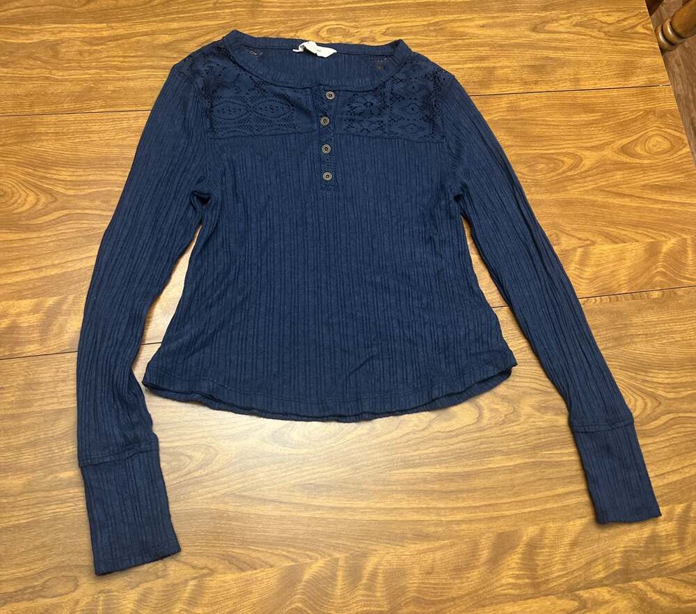 Lucky Brand Women's Blue Ribbed Long Sleeve Lace Mix Henley Shirt